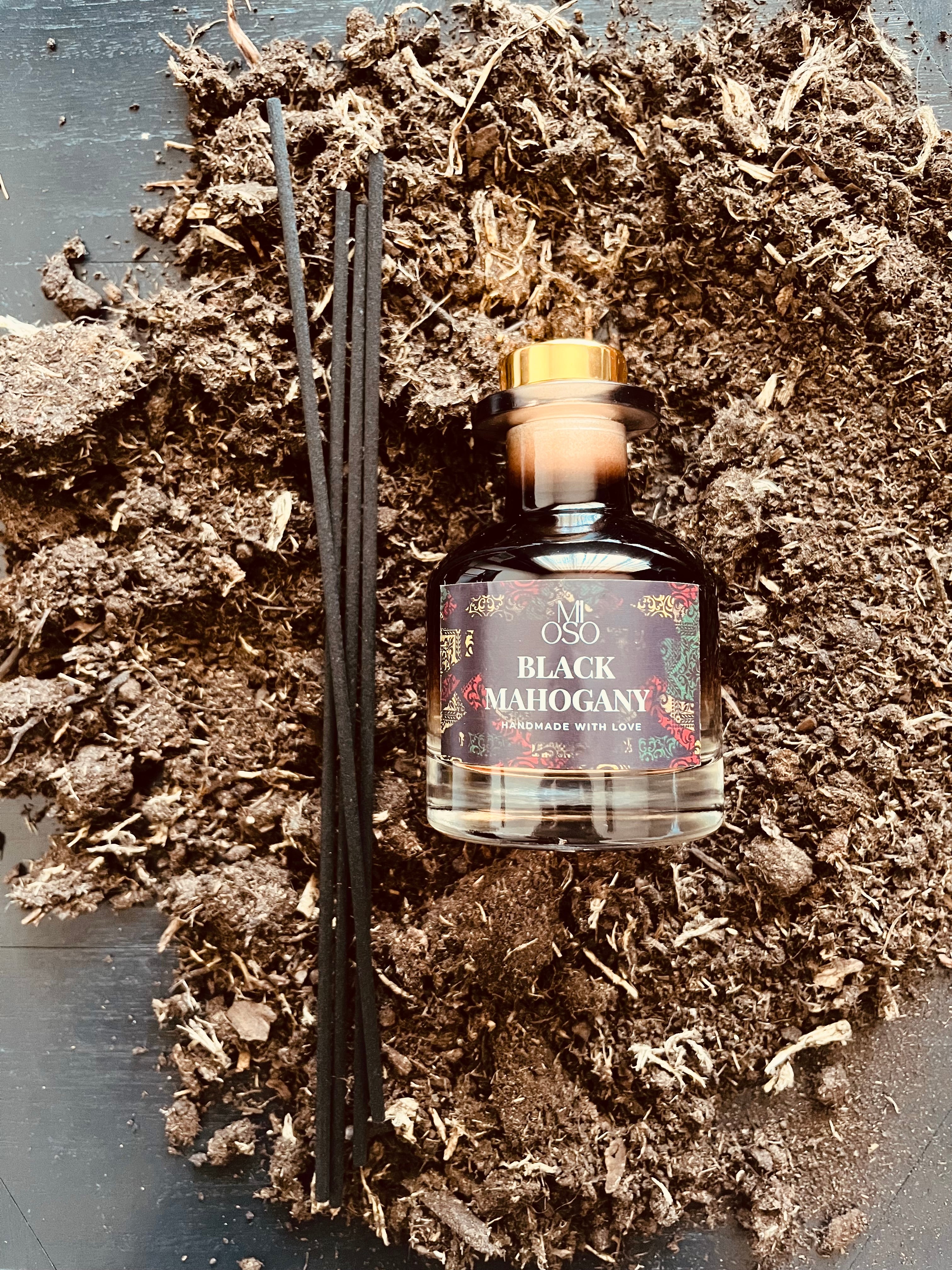 Black Mahogany Diffuser 140 ml